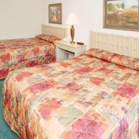 Econo Lodge Corinth Eksteriør bilde
