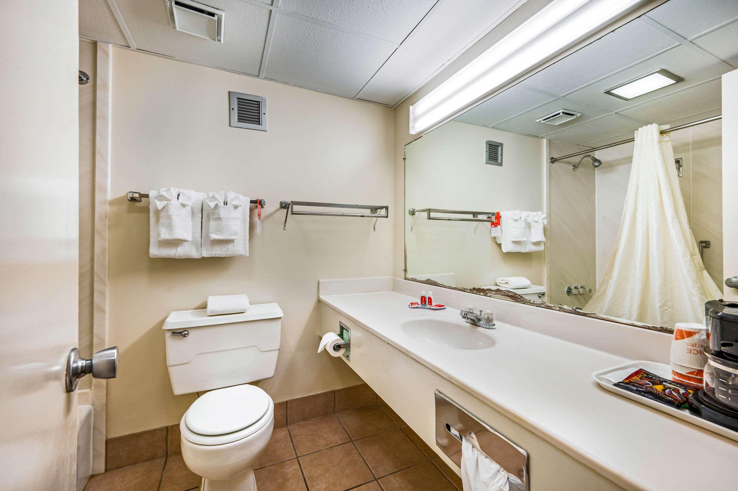 Econo Lodge Corinth Eksteriør bilde