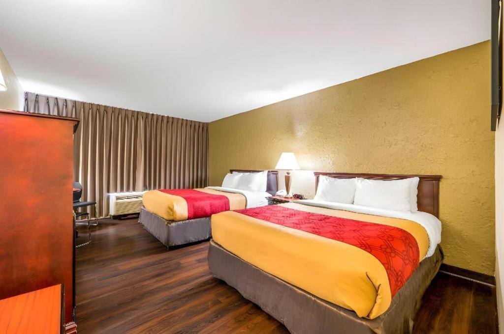 Econo Lodge Corinth Eksteriør bilde