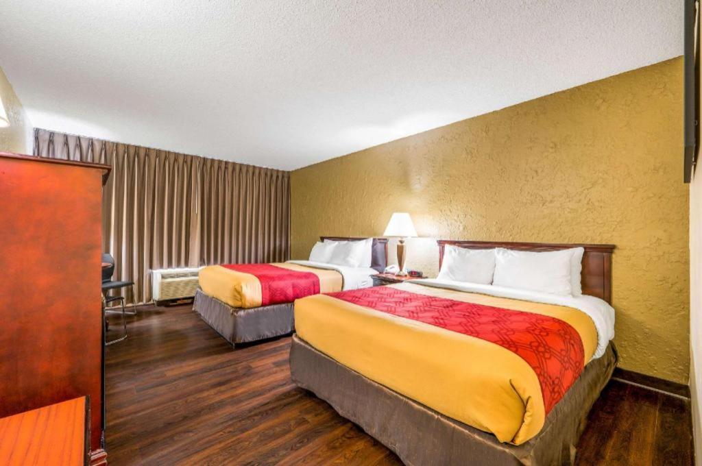 Econo Lodge Corinth Eksteriør bilde