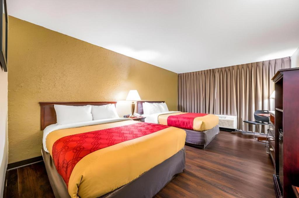 Econo Lodge Corinth Eksteriør bilde